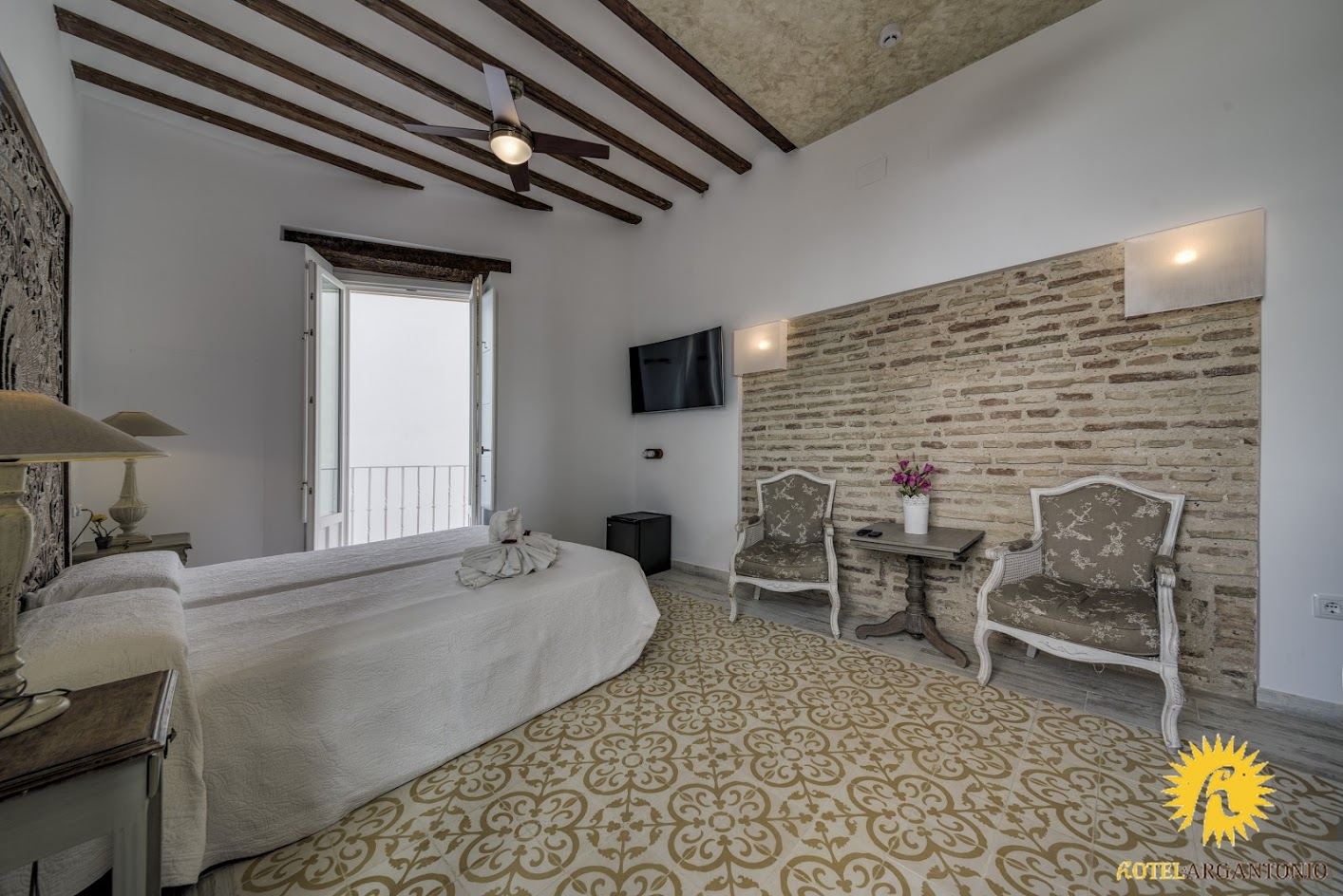 Superior Double Rooms 05 - Hotel Argantonio in Cadiz