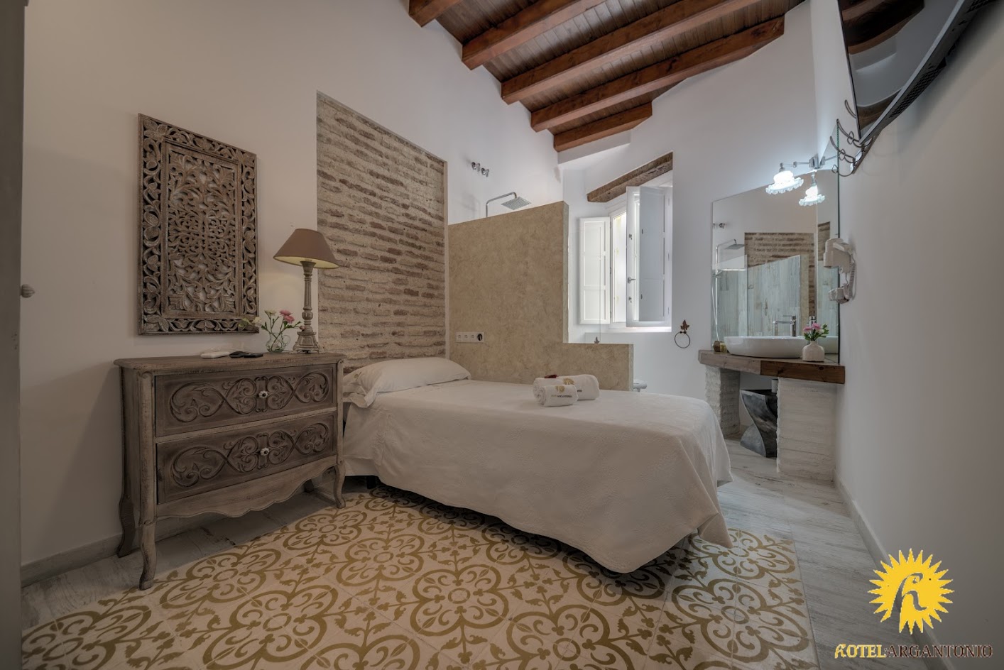 Superior Single Rooms 03 - Hotel Argantonio in Cadiz