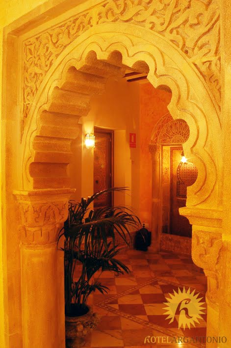 Arabic style arch - Hotel Argantonio in Cadiz